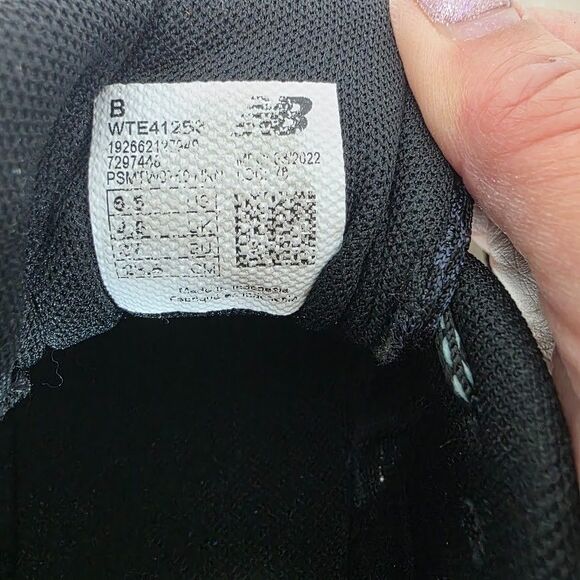 New Balance Response 1.0 WTE412B3 6.5 All Terrain Trail Running Shoe Black/Green - Picture 6 of 6